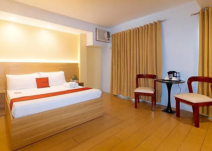 Reddoorz At Luxelite Makati 酒店