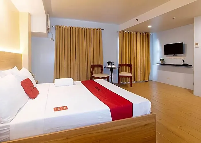 Reddoorz At Luxelite Makati