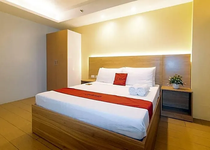 Reddoorz At Luxelite Makati 酒店 2*